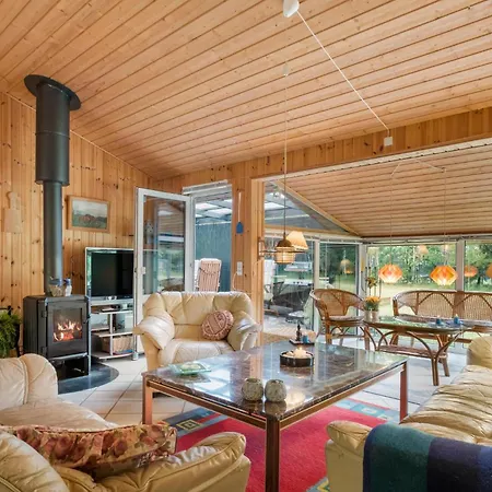 Hébergement de vacances Stunning In With Sauna